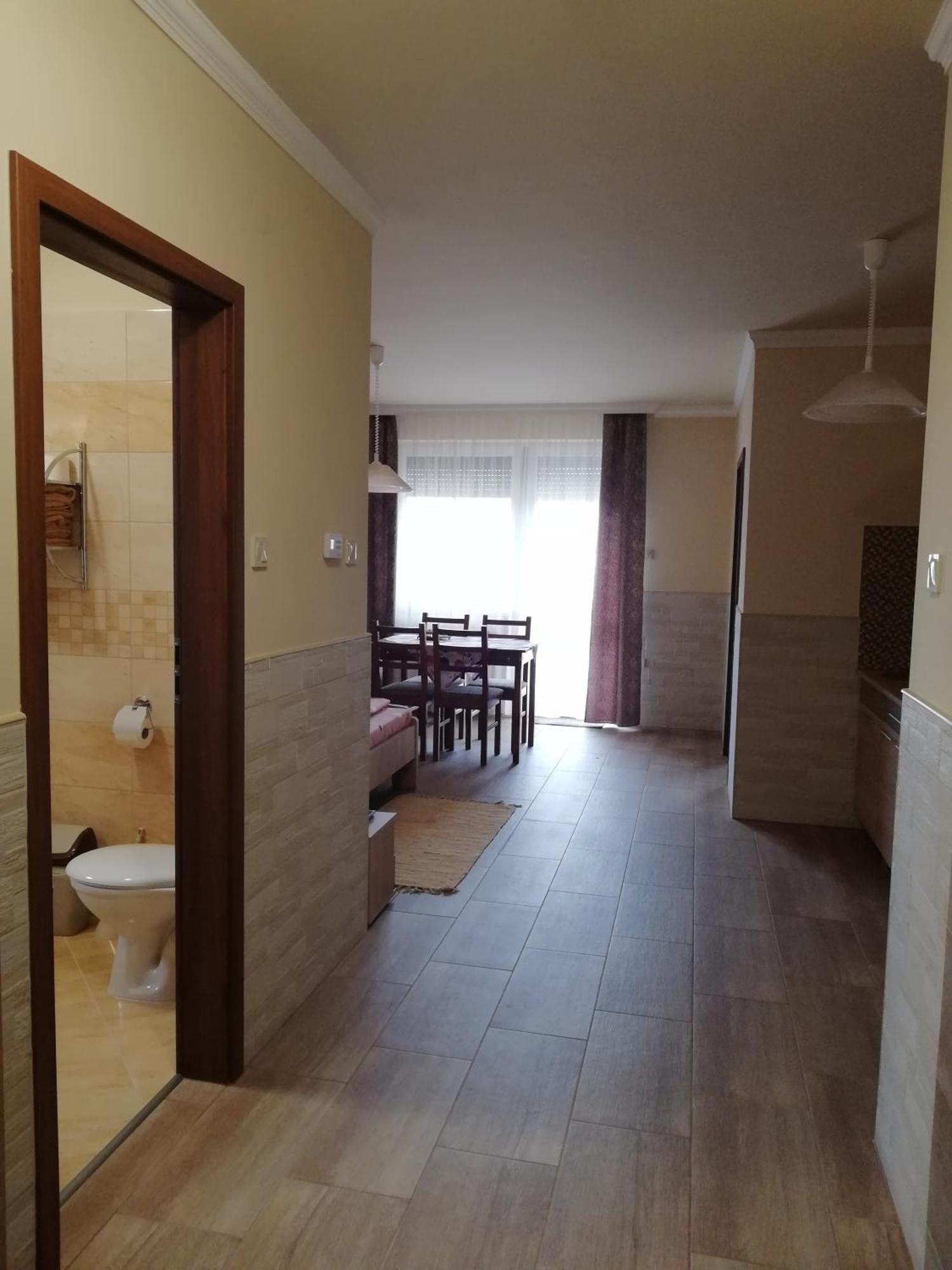 Imola Es Andrea Apartmanhaz 3 Hajdúszoboszló Exteriör bild