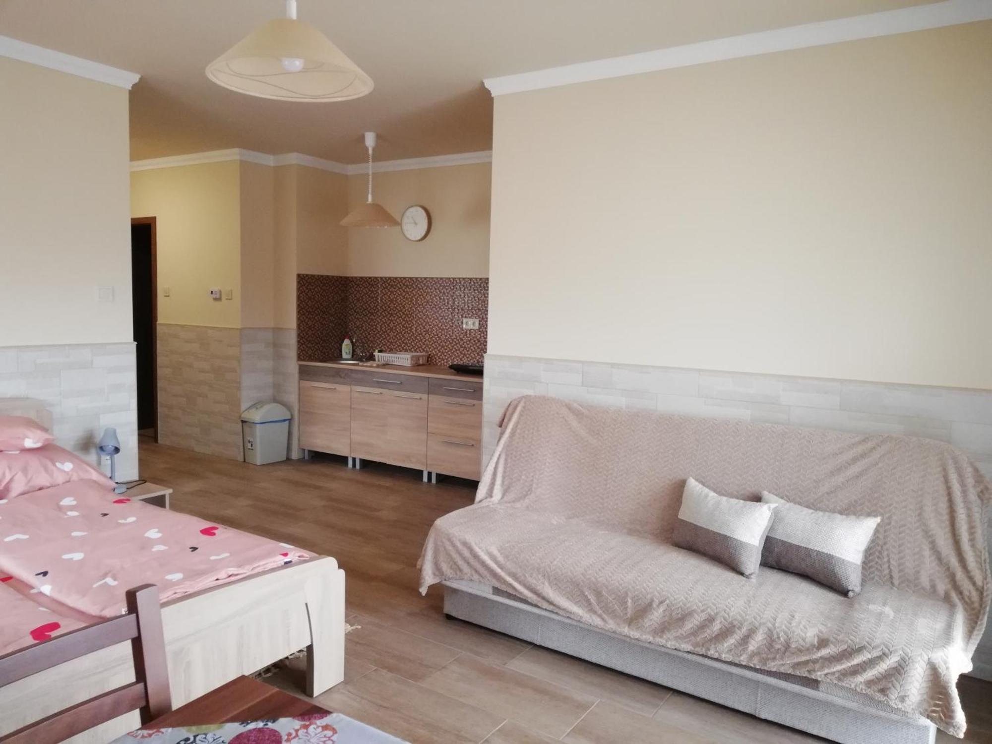 Imola Es Andrea Apartmanhaz 3 Hajdúszoboszló Exteriör bild