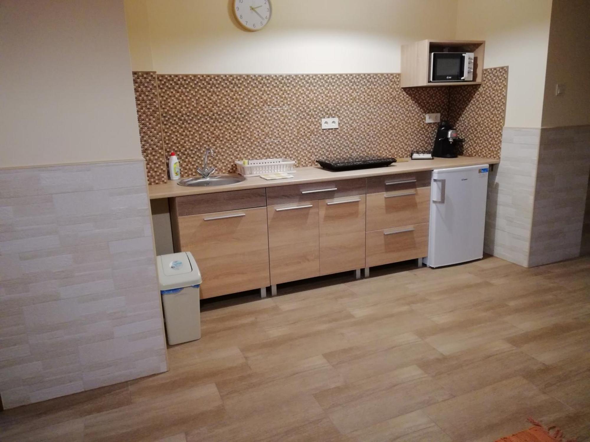 Imola Es Andrea Apartmanhaz 3 Hajdúszoboszló Exteriör bild